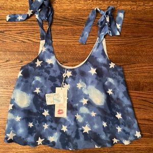 Star Crop top-NWT
